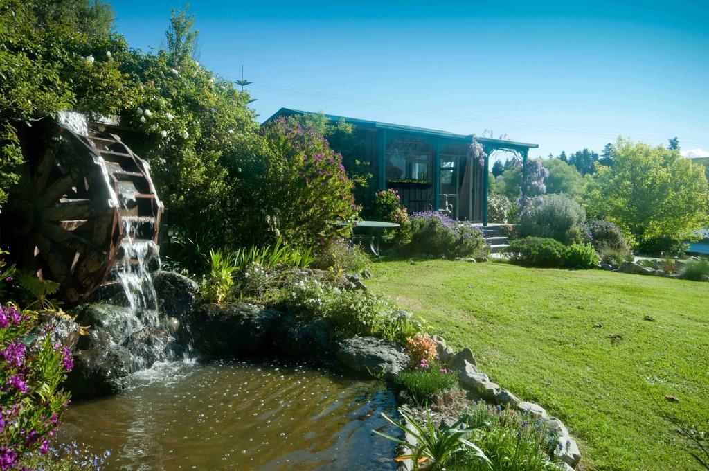 Waterwheel Cottage Upper Moutere Rum bild