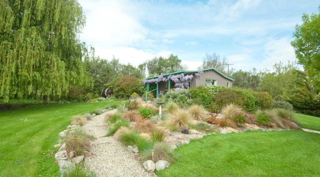 Waterwheel Cottage Upper Moutere Exteriör bild