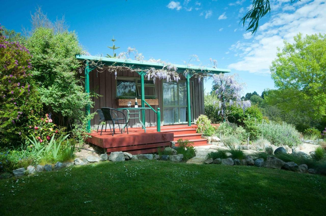 Waterwheel Cottage Upper Moutere Exteriör bild